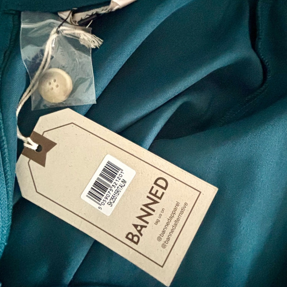 🆕- Banned Book Club 50's Swing Skirt Teal - Picture 5 of 11